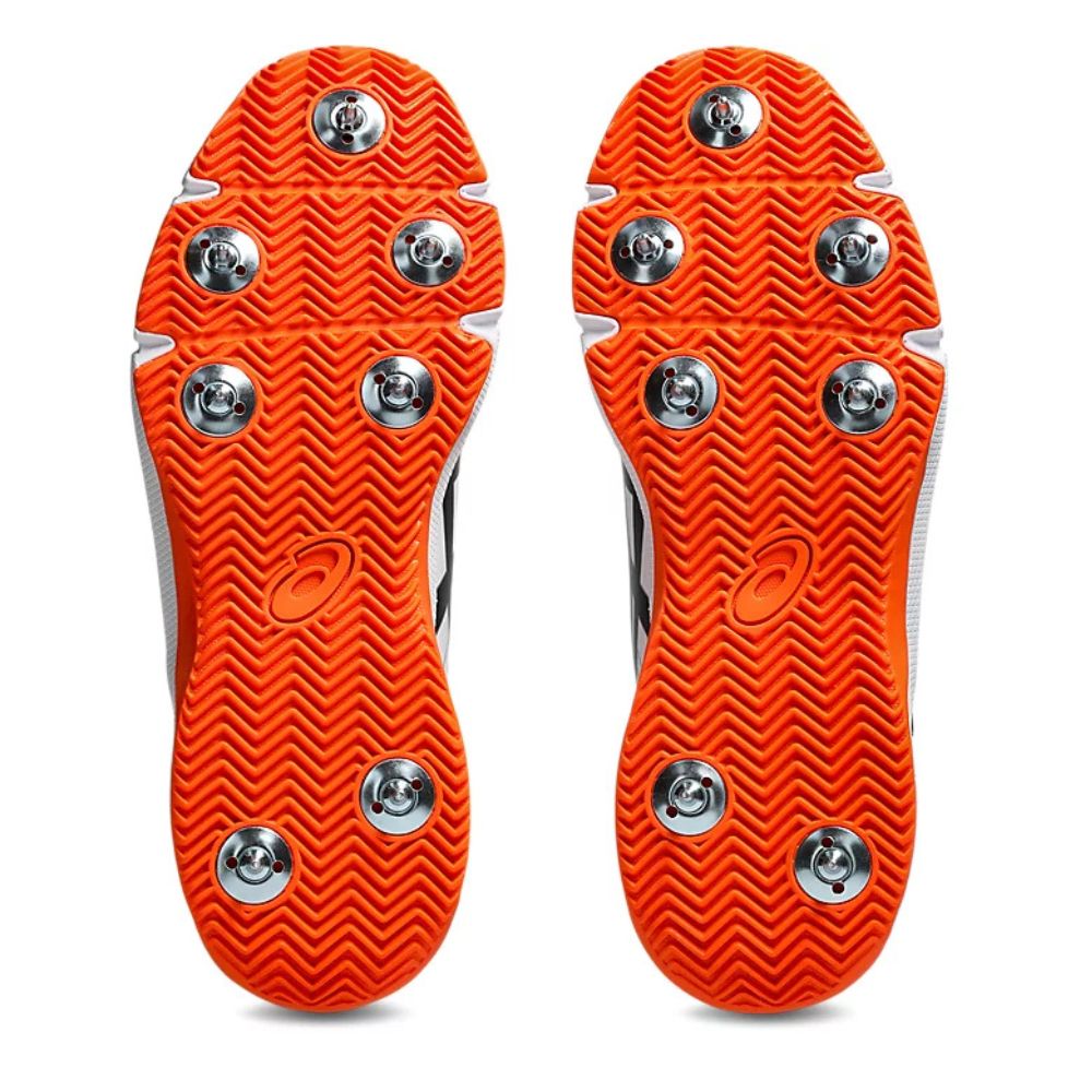 Asics Gell 100 Not Out Spikes Shoes 25/26 at Stag Sports