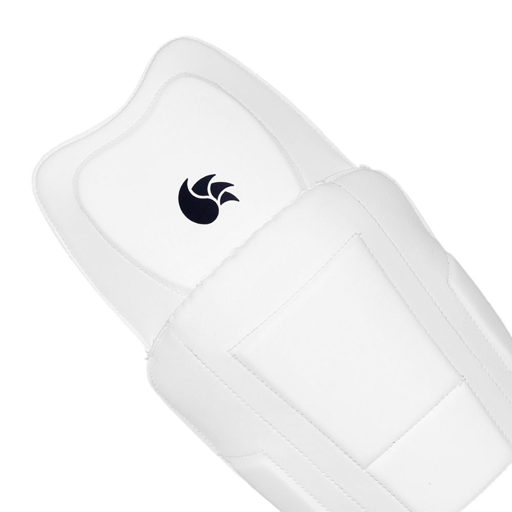 DSC Krunch 100 Wicket Keeping Pad buy from stagsports cricket store