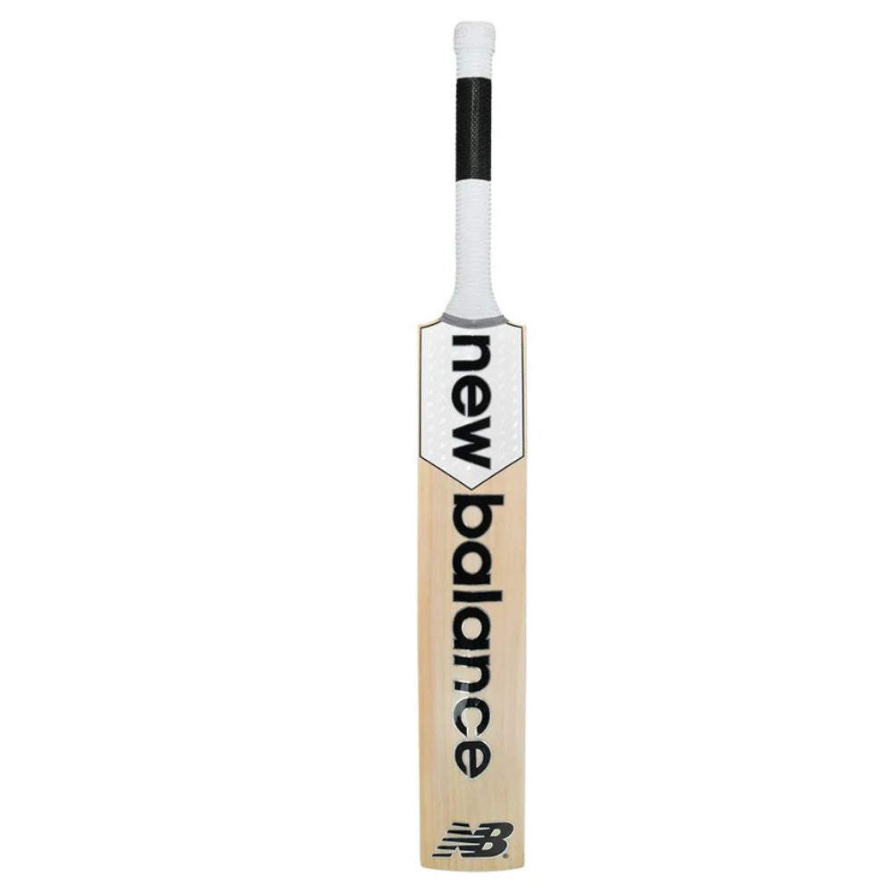 New Balance Heritage 800 Max Senior Cricket Bat 25/26 at Stag Sports