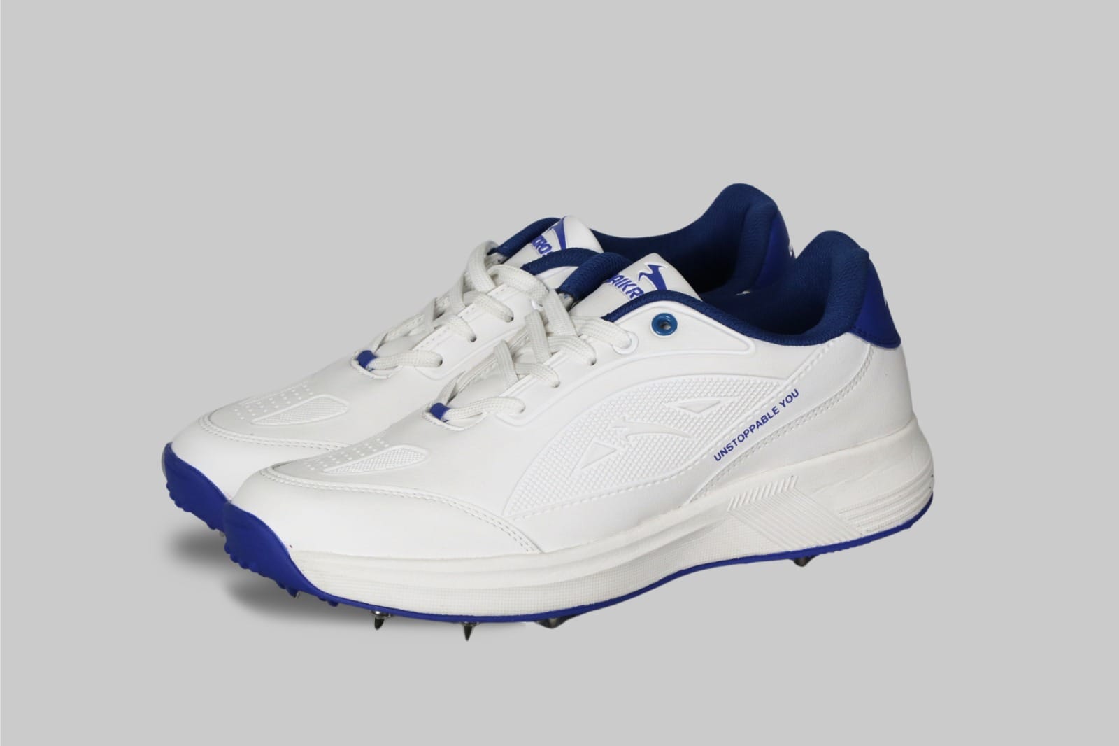 Daikros ST 11 Cricket Spikes Shoes