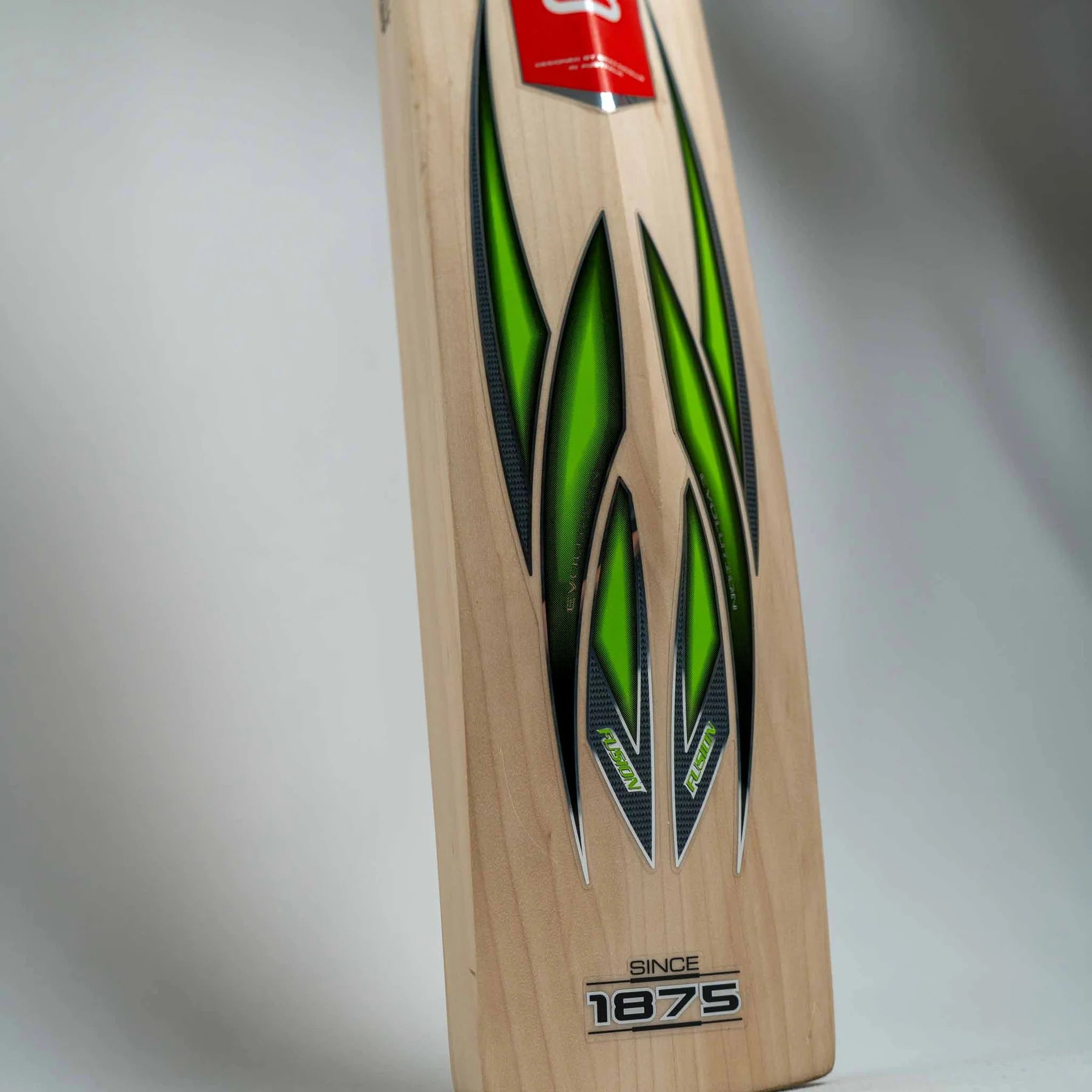 Gray Nicolls Fusion 1500 Junior Cricket Bat 2026/27