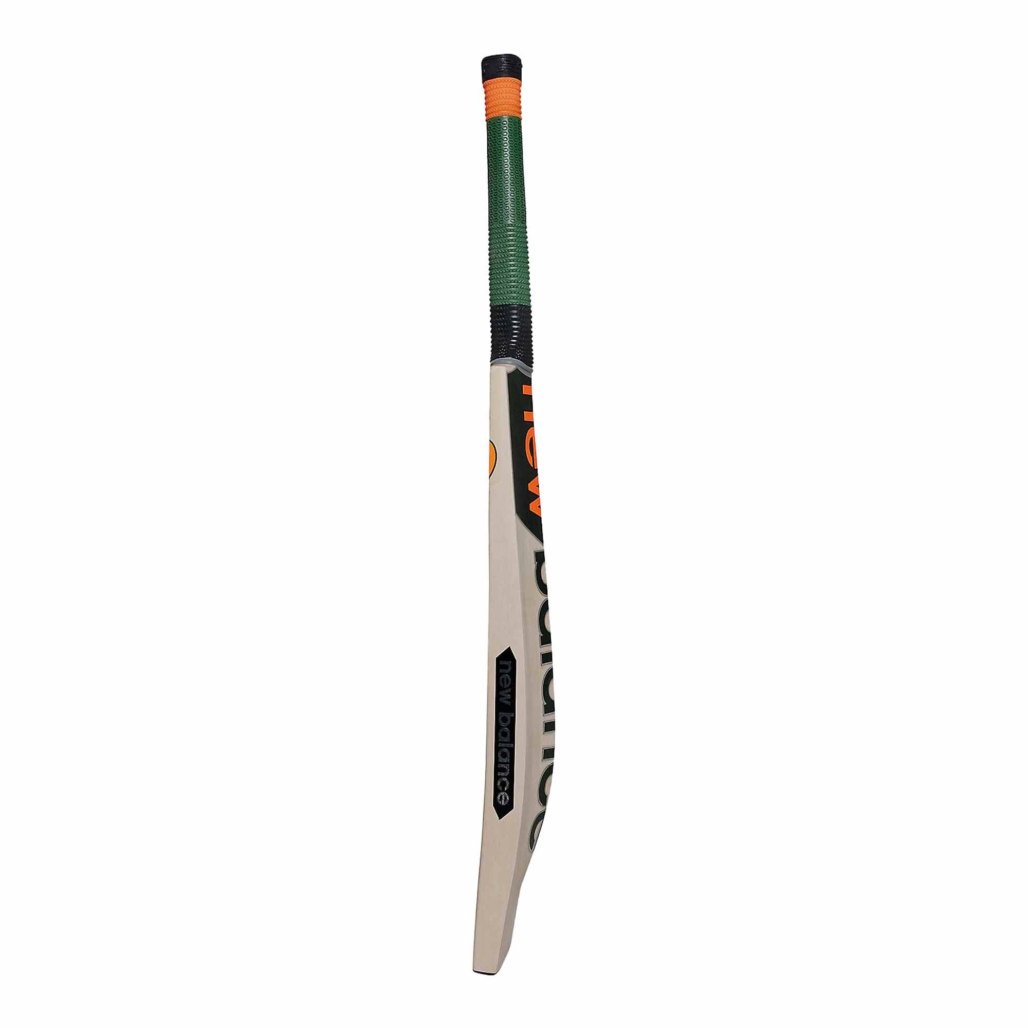 New Balance DC 580 Junior English Willow Cricket Bat