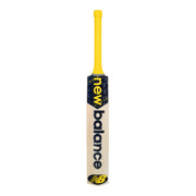 New Balance Burn 800 Senior Cricket Bat